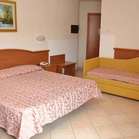 Szálloda Perticari 3*