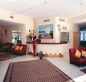 Perticari Hotel 3*