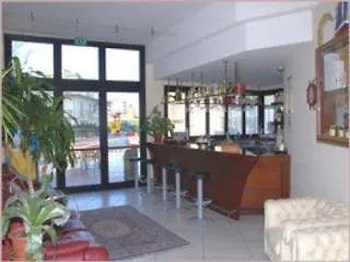 Perticari Hotel 3*