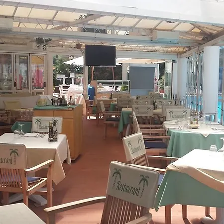 Hotel Perticari 3*