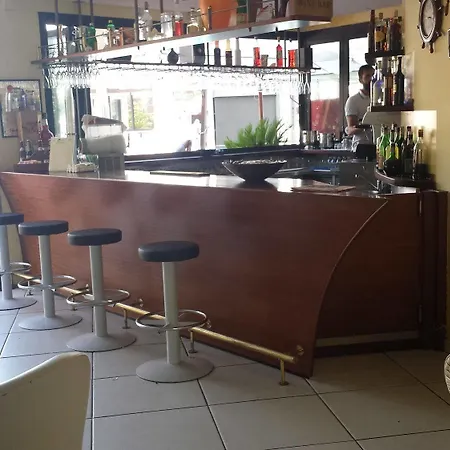 Hotell Perticari