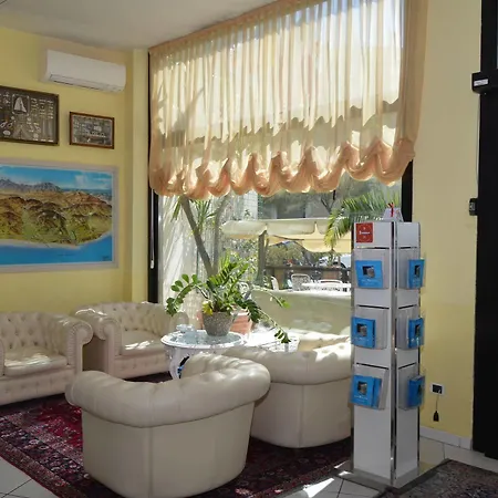 Hotel Perticari 3*
