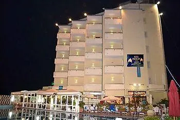 Perticari Πέζαρο