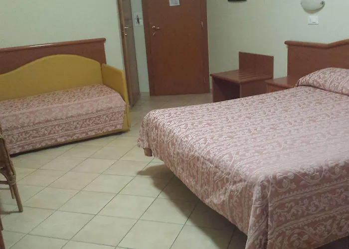 Perticari 3* Πέζαρο