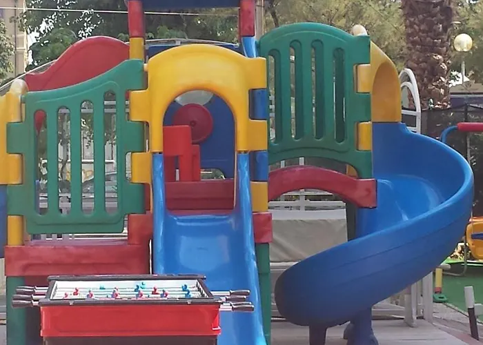 Perticari 3* Πέζαρο